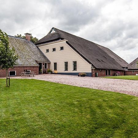 B&B Oldenbosch Holwierde Bagian luar foto